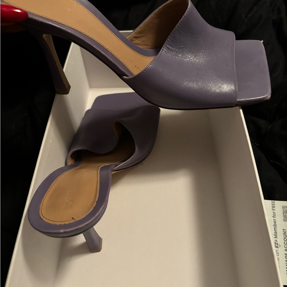 Bottega Veneta Lavender Pump